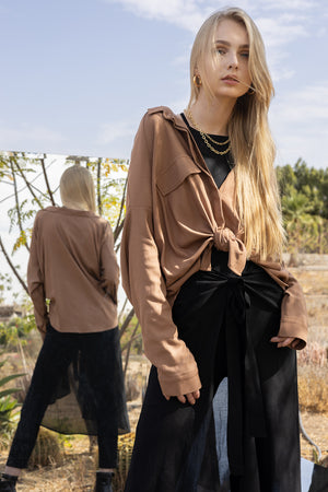 THE VERSATILE SHIRT