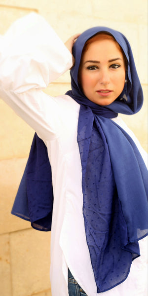 Pointed scarf