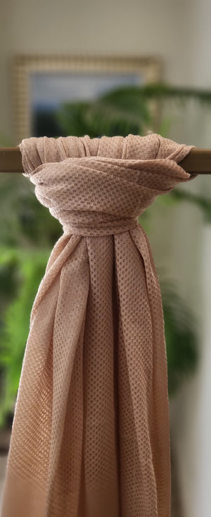 Wool dotted scarf