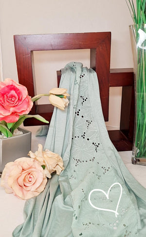 The Eyelet scarf