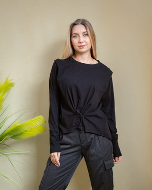 CROPPED ROPE TOP WITH ELEVATED SHOULDERS IN BLACK